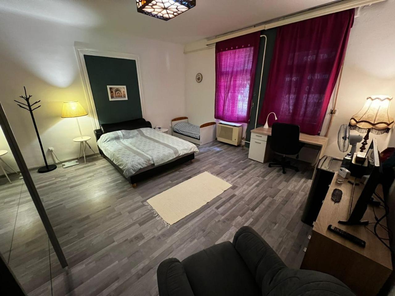 Szeged Apartment Exteriör bild