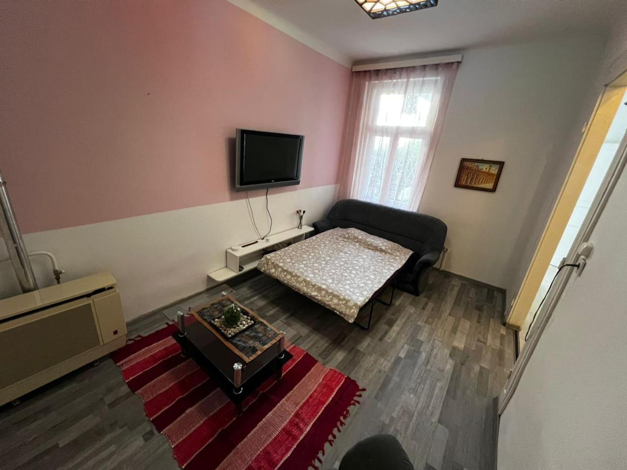 Szeged Apartment Exteriör bild